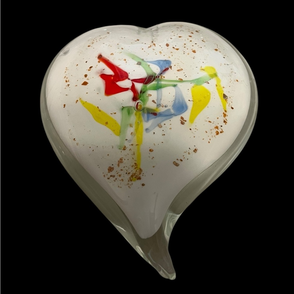 Vintage art glass Heart paperweight